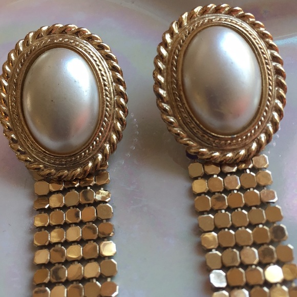 Vintage Whiting and Davis Earrings - Picture 3 of 4